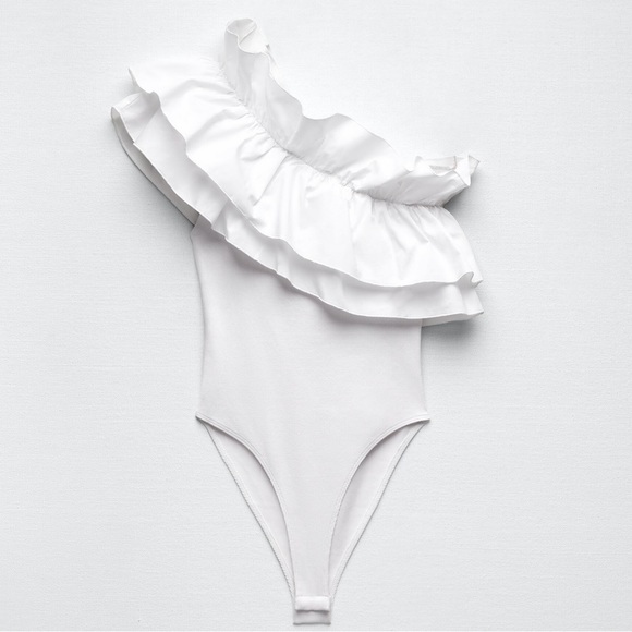 NWT. Zara White Asymmetric Ruffled Bodysuit. Size S, M, L. - Picture 7 of 12
